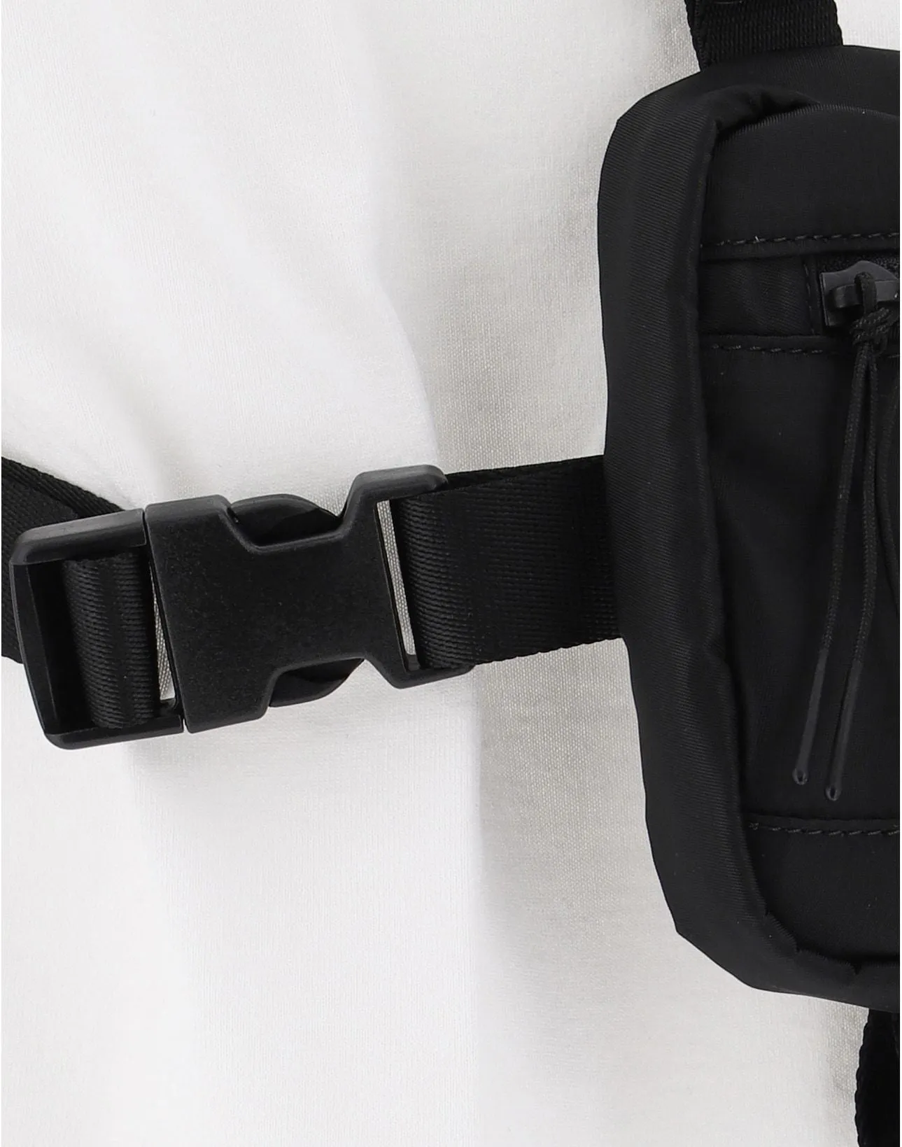 1017 Alyx 9SM Mini Chest Rig