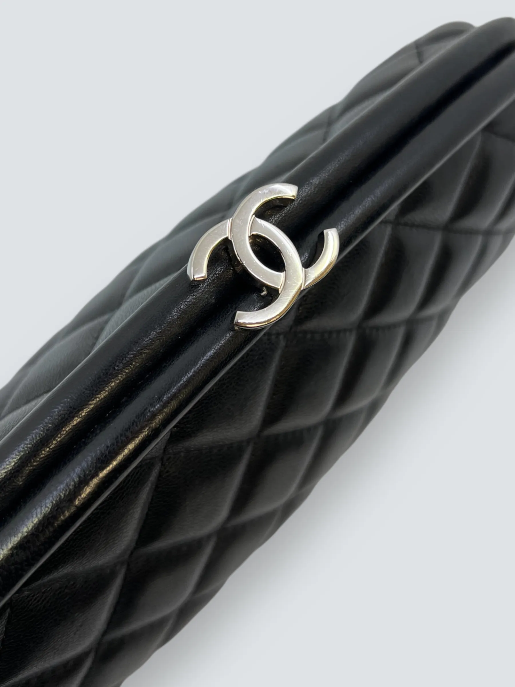 Chanel Black Lambskin Leather Quilted Clutch