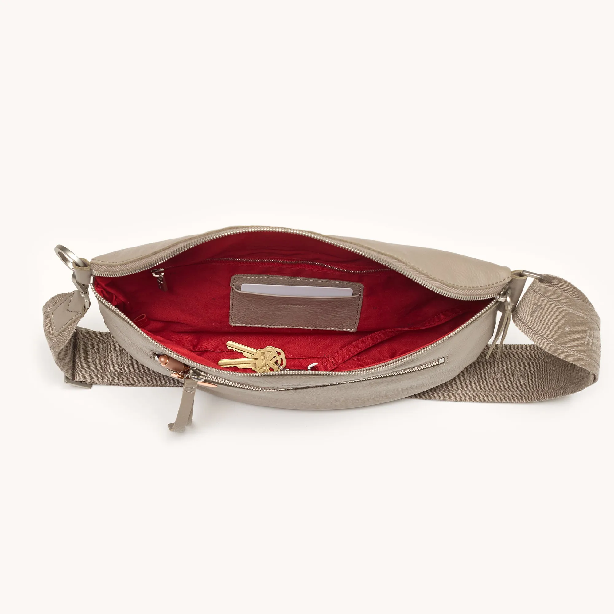 Charles Crossbody | Pewter Pebble/Brushed Silver | Lrg
