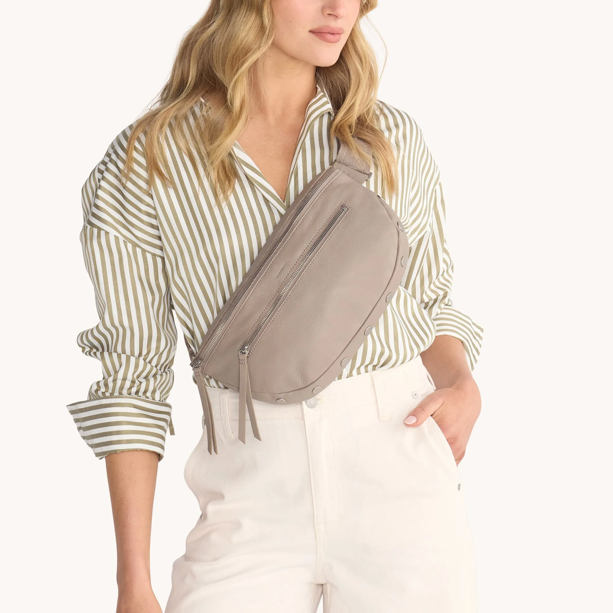 Charles Crossbody | Pewter Pebble/Brushed Silver | Lrg