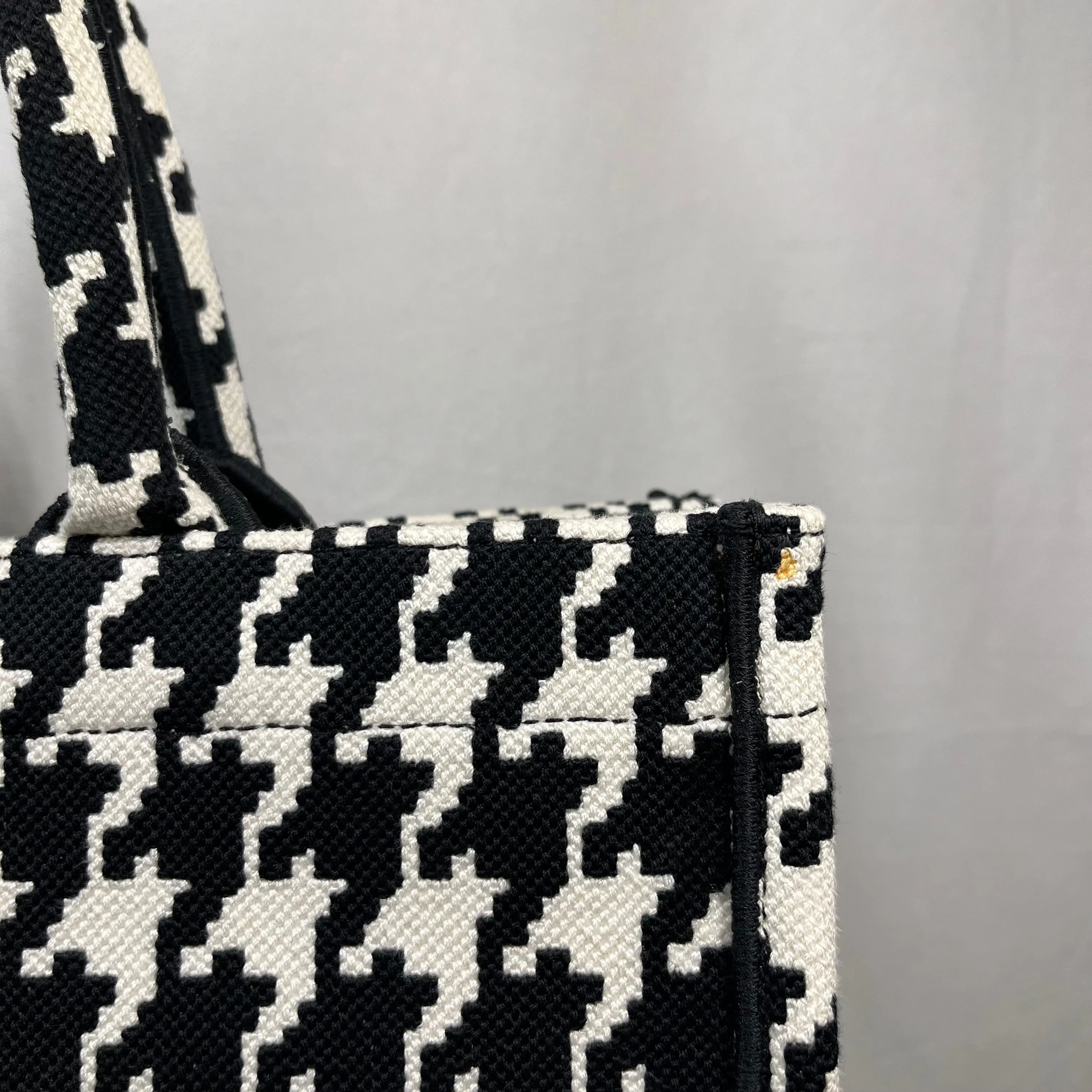 CHRISTIAN DIOR Macro Houndstooth Medium Book Tote