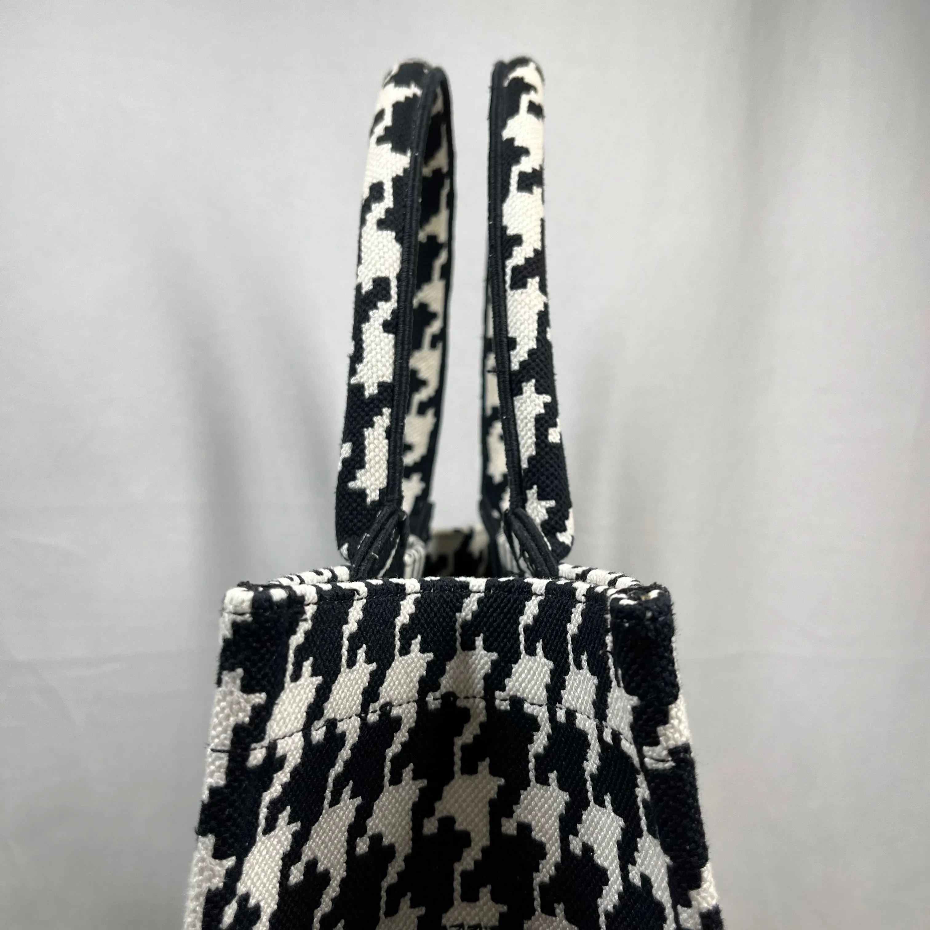 CHRISTIAN DIOR Macro Houndstooth Medium Book Tote