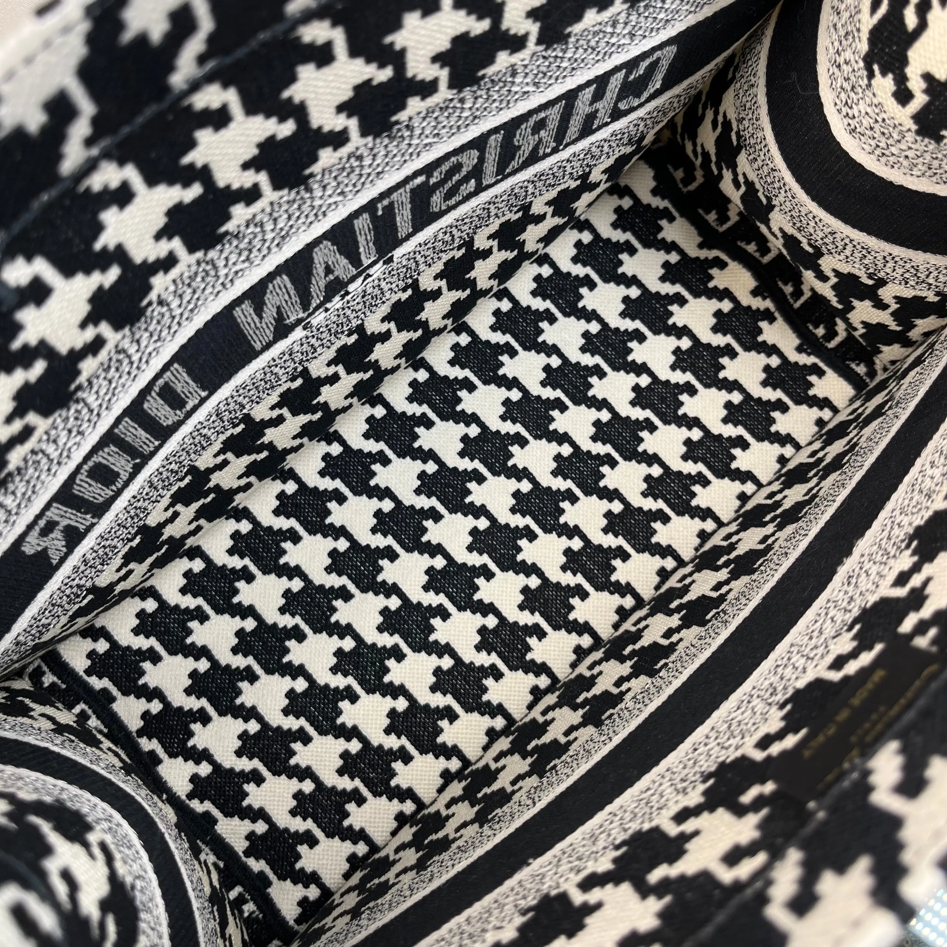 CHRISTIAN DIOR Macro Houndstooth Medium Book Tote