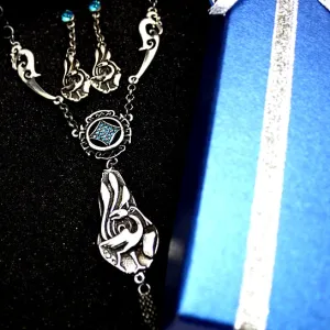 Emerald Antiquity Crystal Plating Necklace Set