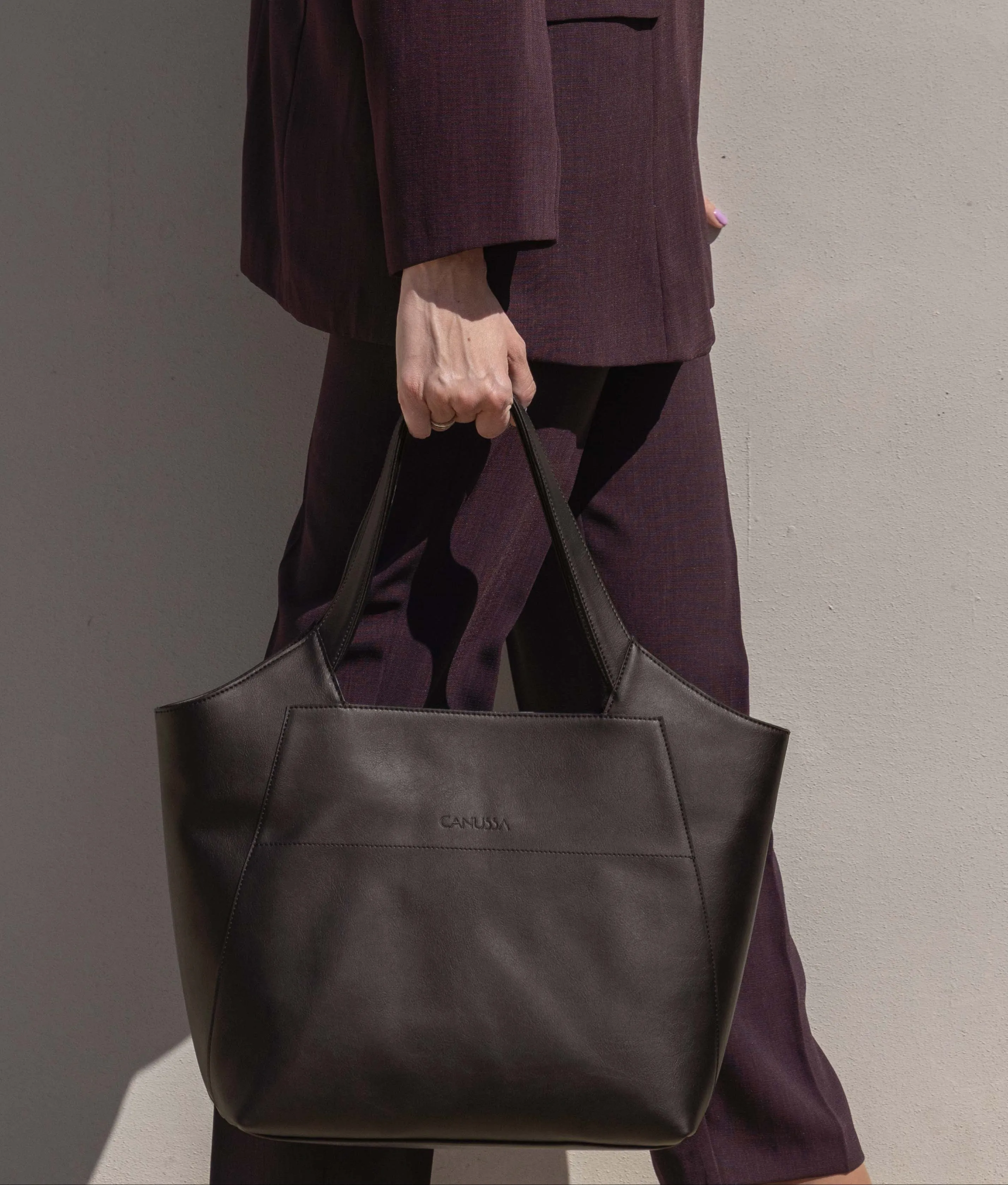 Executive Vegan Leather Business Tote | Chocolate