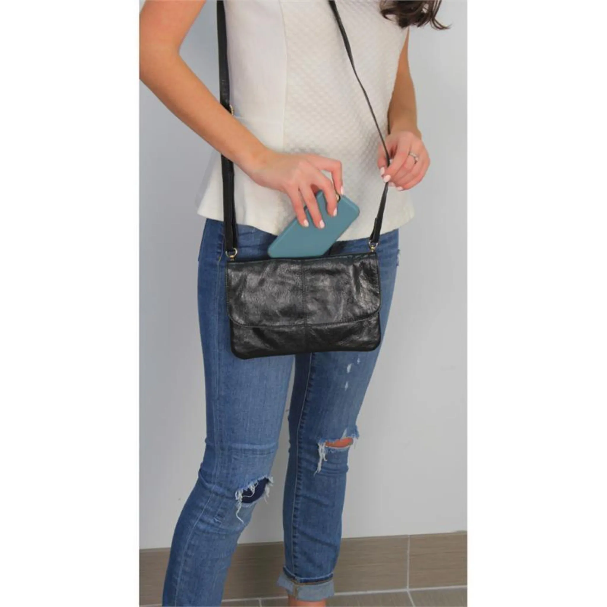 Lidia Crossbody