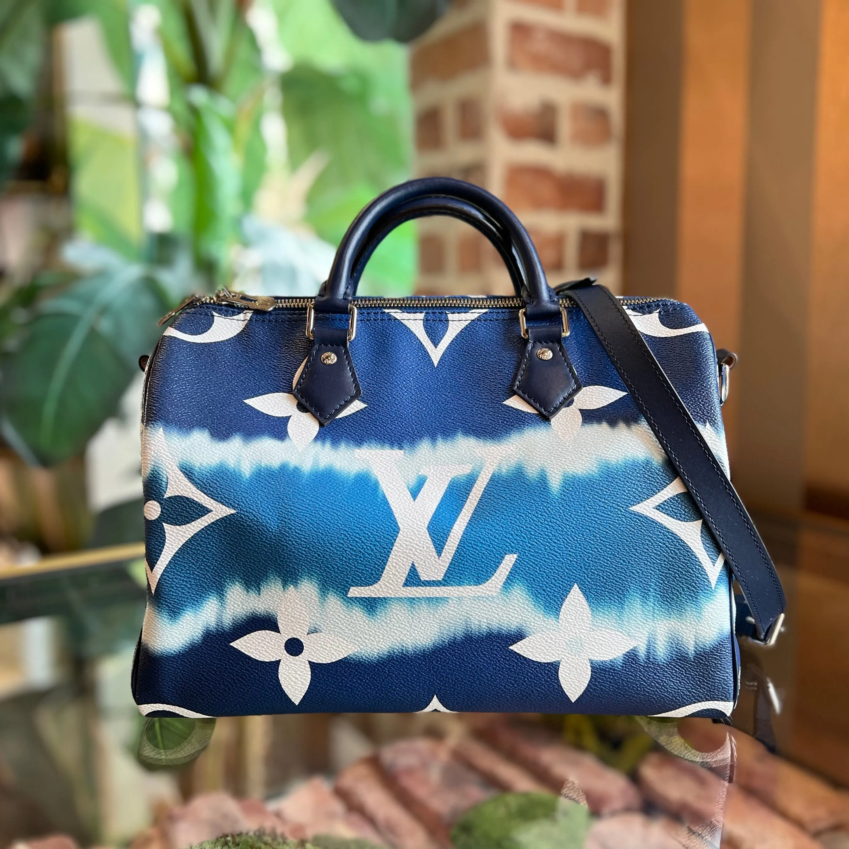 LOUIS VUITTON Blue Escale Bandoulière Speedy 30