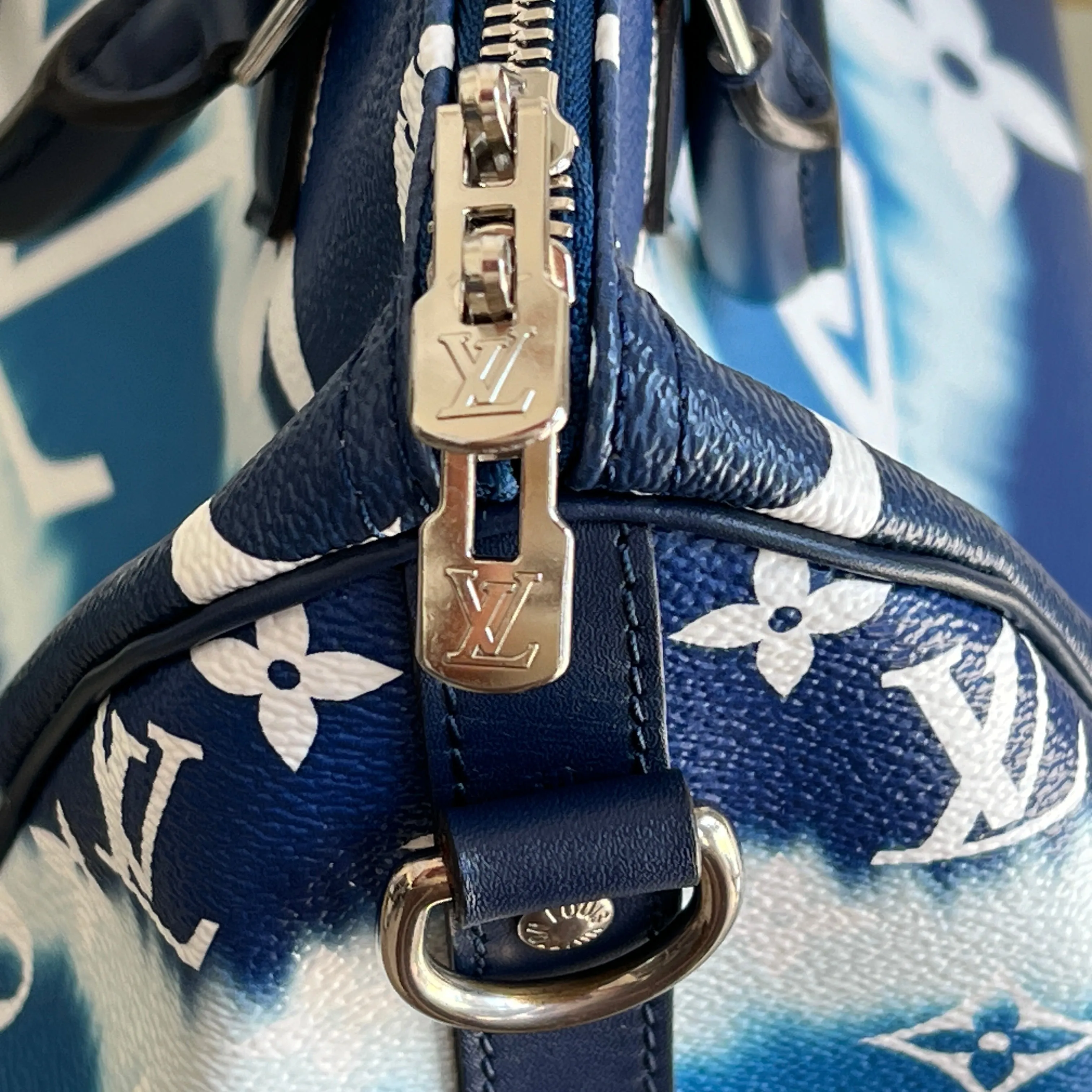 LOUIS VUITTON Blue Escale Bandoulière Speedy 30
