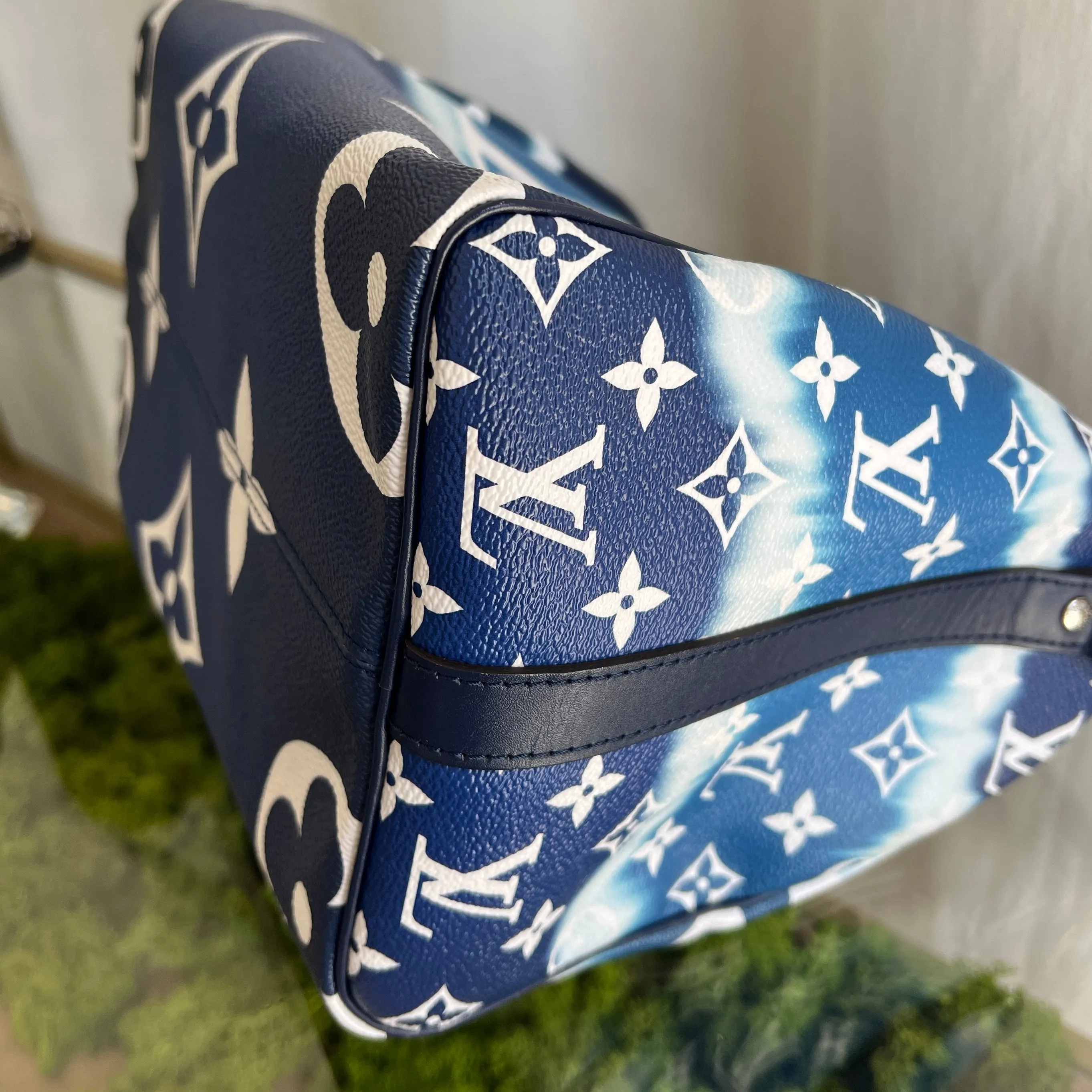 LOUIS VUITTON Blue Escale Bandoulière Speedy 30