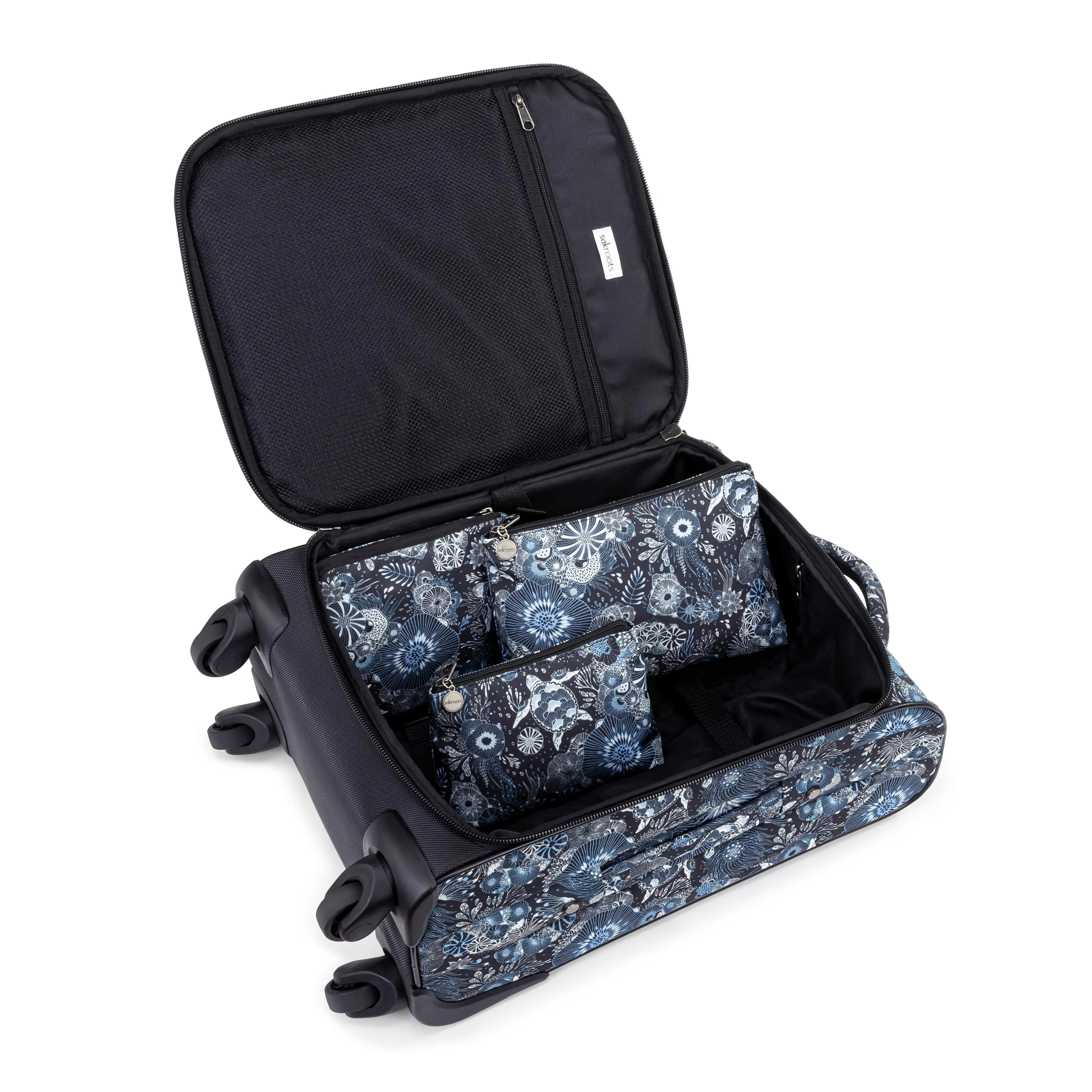 On The Go 21 Spinner Luggage Bundle