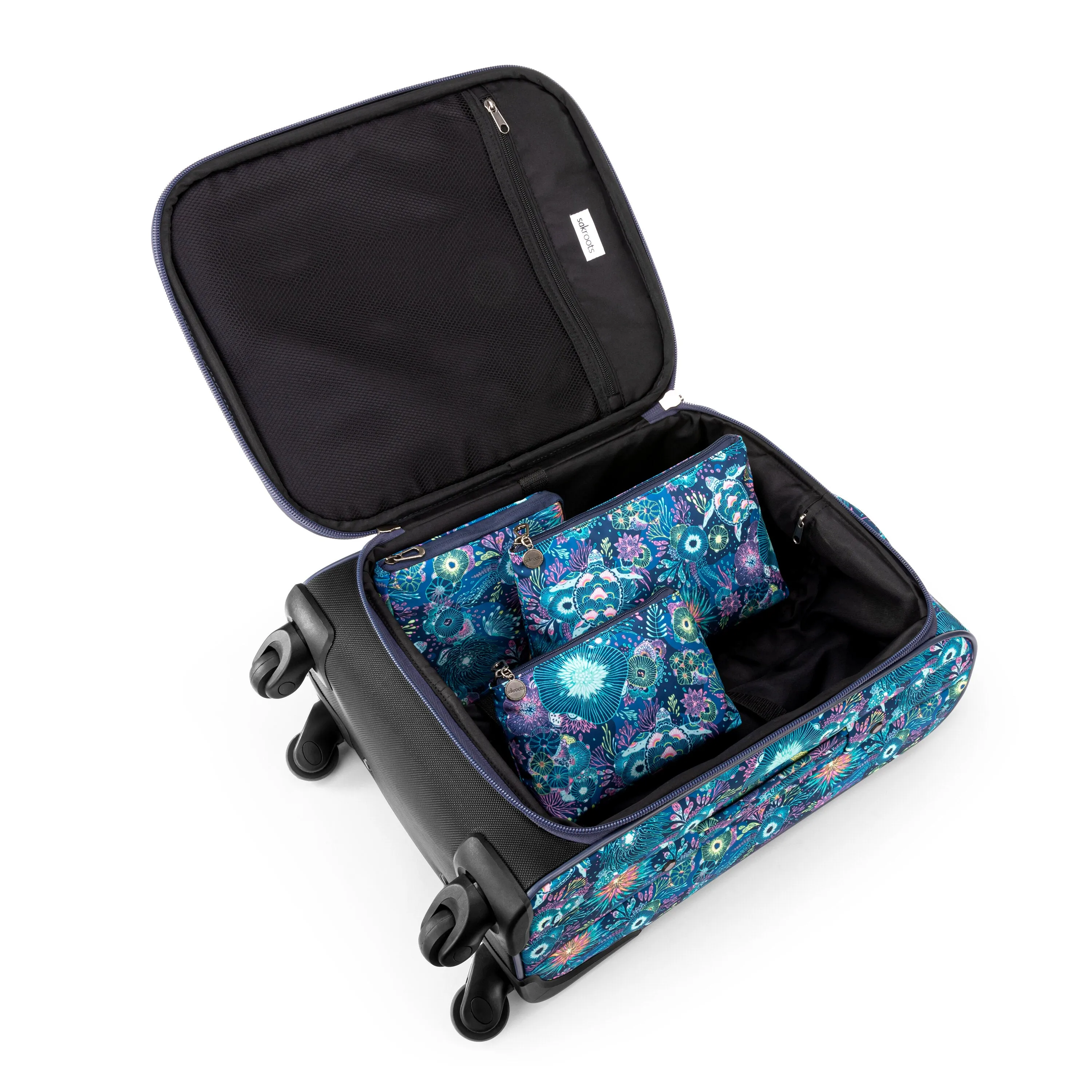 On The Go 21 Spinner Luggage Bundle