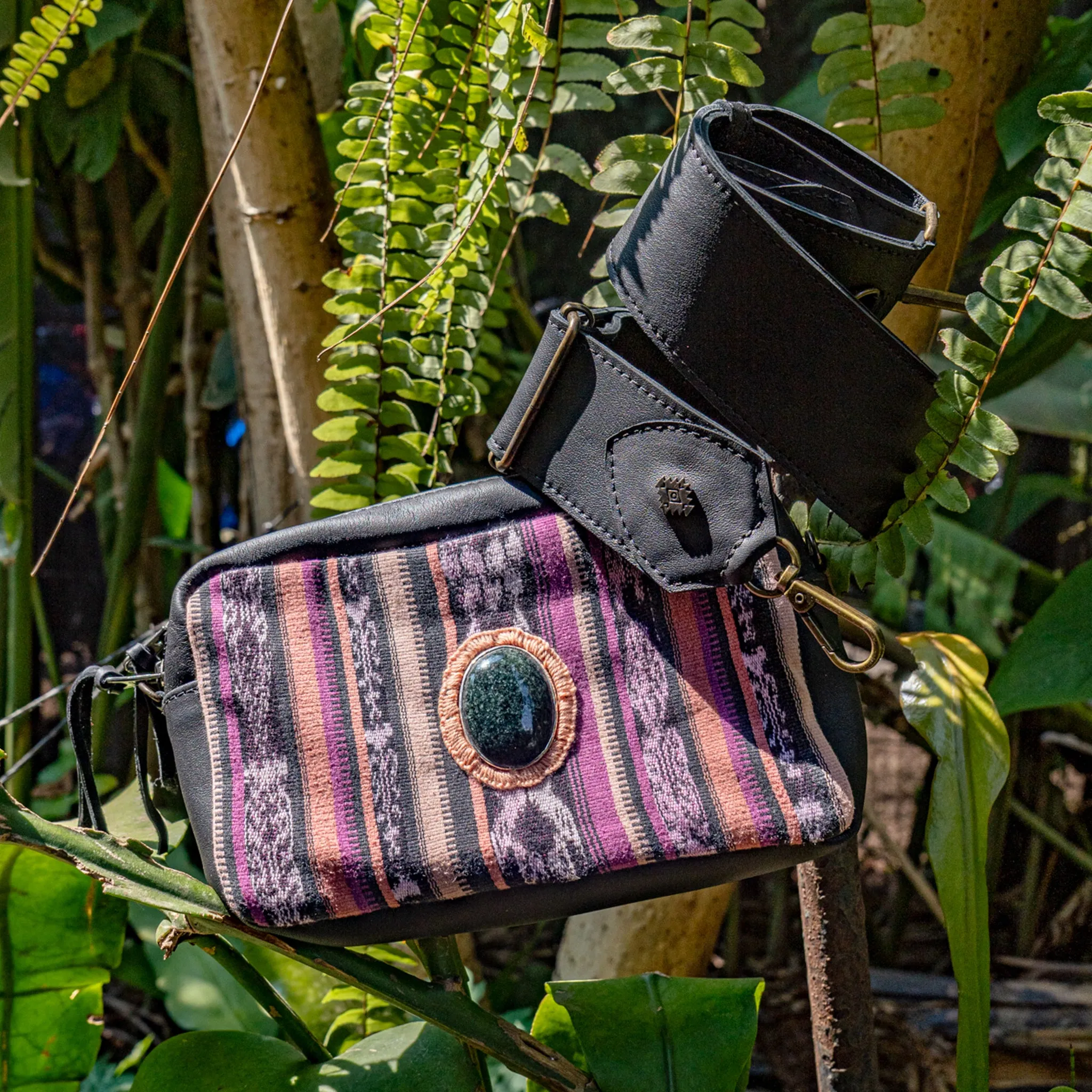WANDER CROSSBODY BAG   STRAP SET - CORTE WITH JADE - BLACK - NO. 15546